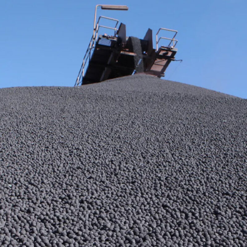 Iron pellet 