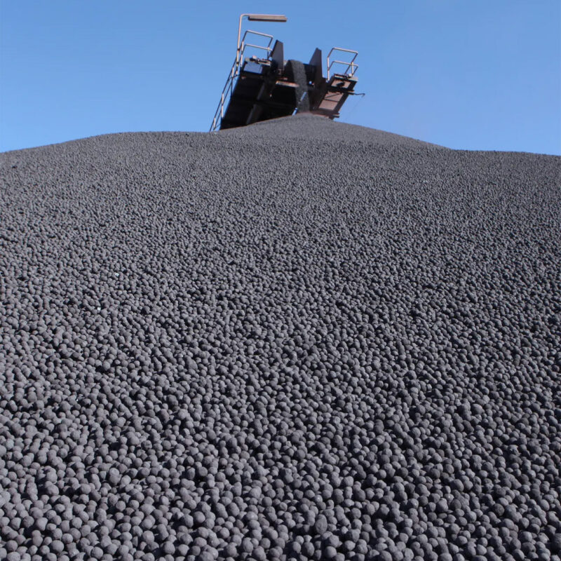 Iron pellet